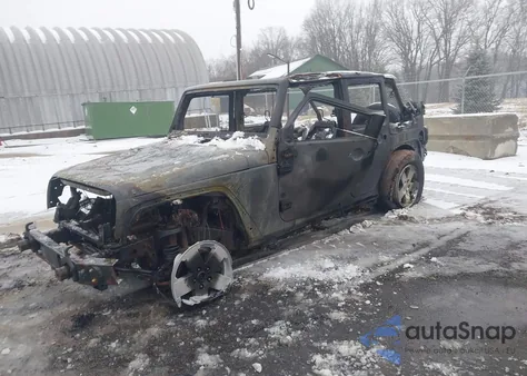 2012 Jeep Wrangler Unlimited Sahara from USA, damaged, VIN 1C4HJWEG3CL283991